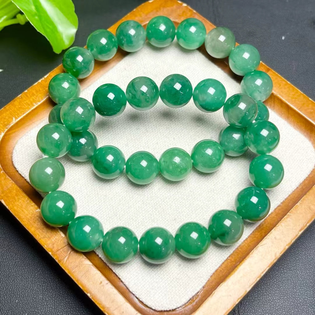 jade bracelet